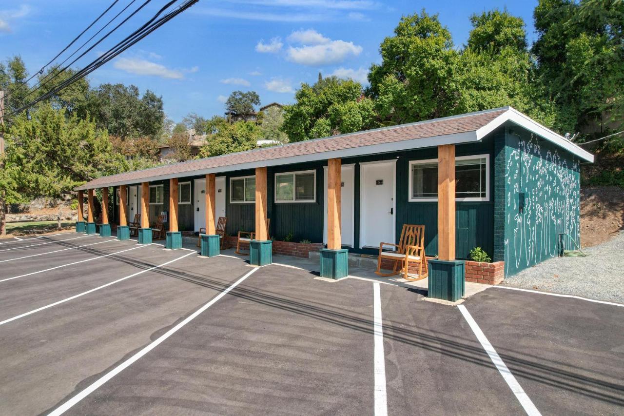 The Belle Sequoia Motel Rm9 Three Rivers Εξωτερικό φωτογραφία