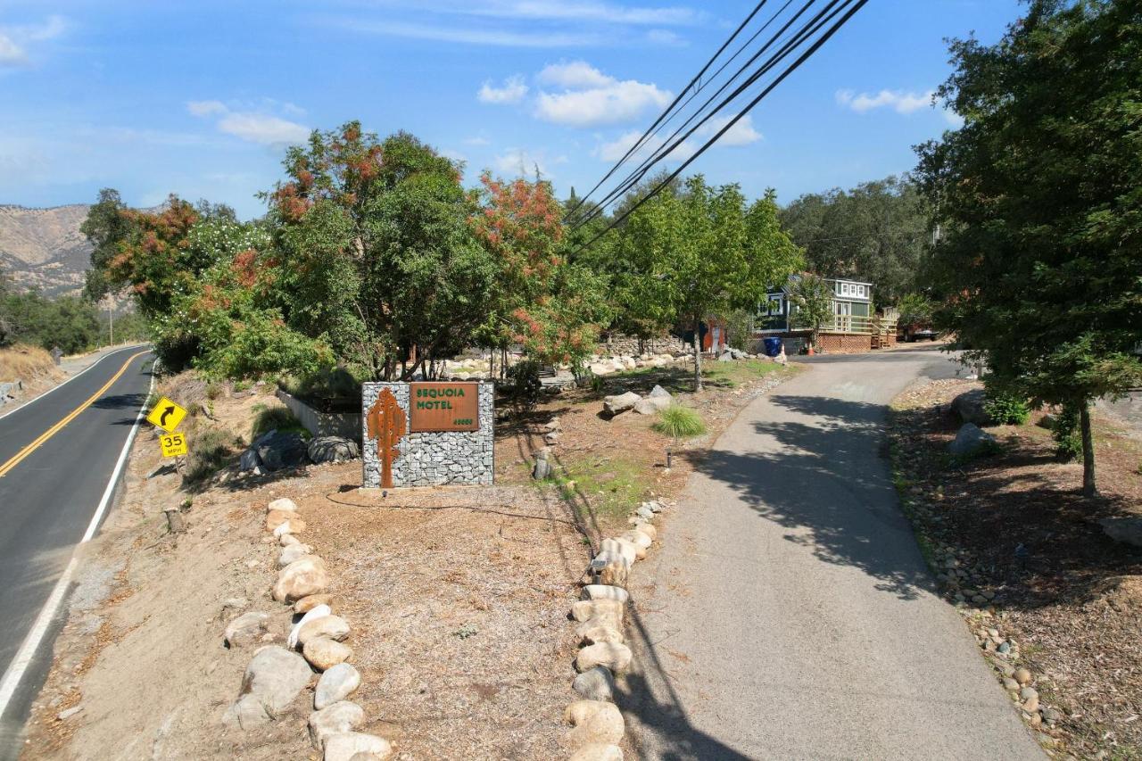 The Belle Sequoia Motel Rm9 Three Rivers Εξωτερικό φωτογραφία